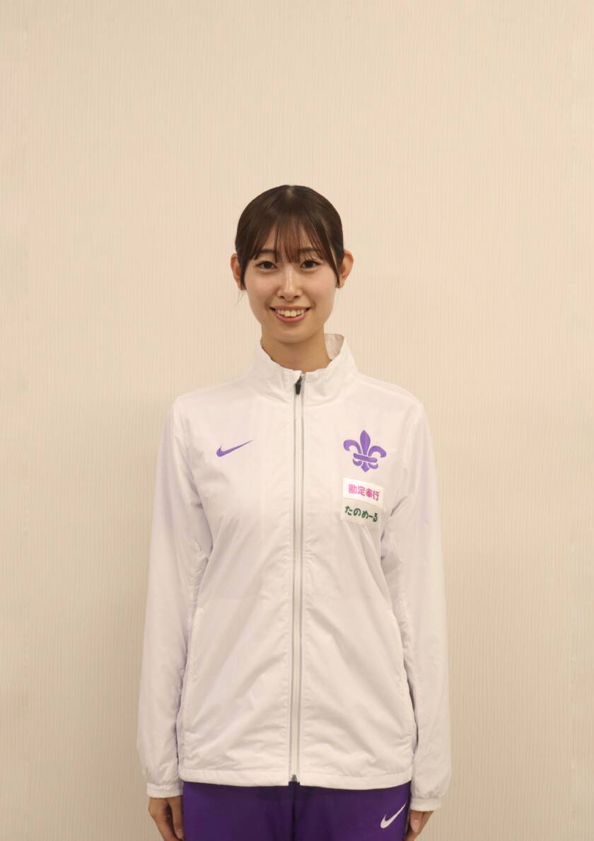 安達梨乃